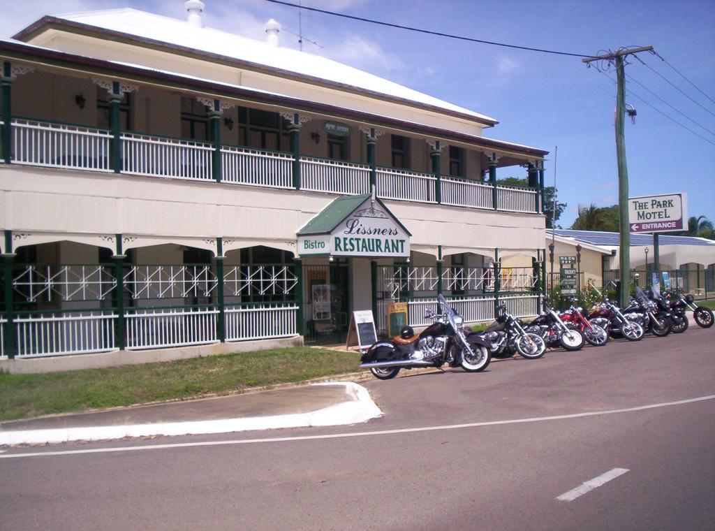 The Park Motel Charters Towers Exterior photo